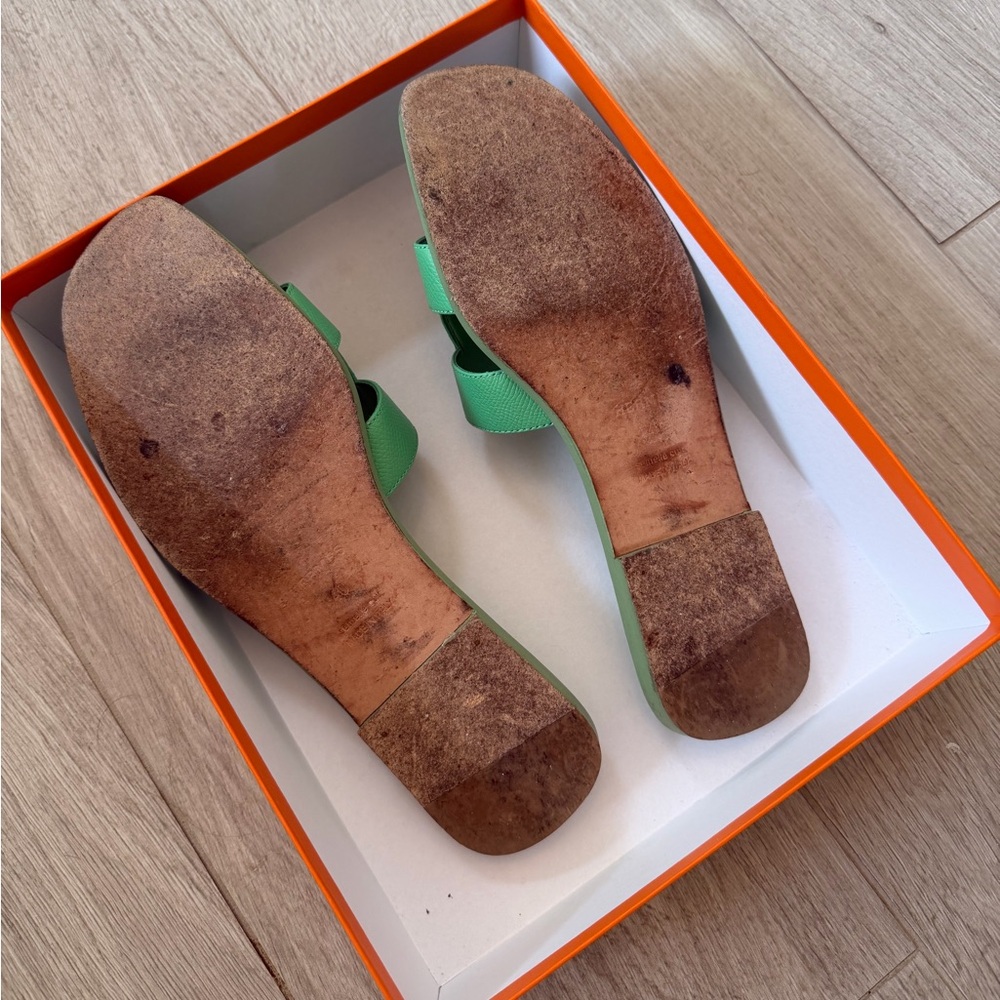 HERMES ORAN GREEN EPSOM CALFSKIN WOMEN'S SANDAL VERT POMME IN BOX SIZE 40 - Picture 6 of 6